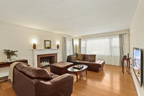 232 Littlefield Rd, Acton MA 01719-1214 exterior