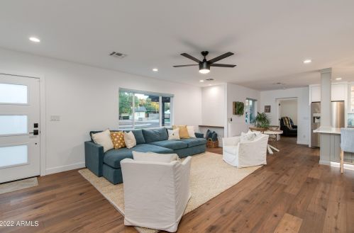 3822 32nd Pl, Phoenix AZ  85018-5001 exterior