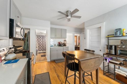 104 Lakewood St, Worcester MA  01603-2056 exterior