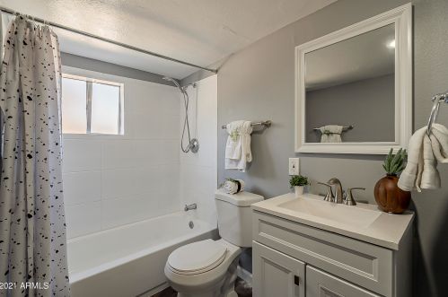 1307 Campbell Ave, Phoenix AZ  85013-2603 exterior