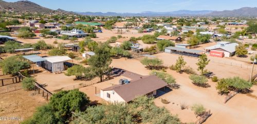 35220 3rd Ave, Phoenix AZ 85027-5908 exterior