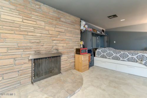 3825 Elm St, Phoenix AZ 85033-2112 exterior