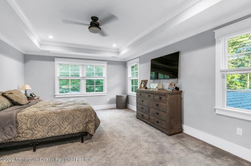 61 Winding Way, Little Silver NJ 07739-1720 exterior