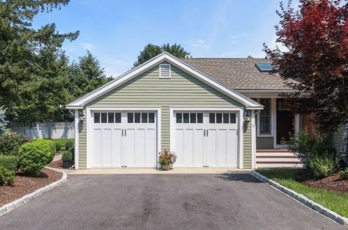 9 Independence Ln, Hingham MA exterior