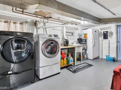 2614 Oak Park Ave, Forest View IL 60402-2533 exterior