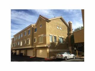 2757 Fountain Ridge Ln, Henderson NV  89074-1285 exterior