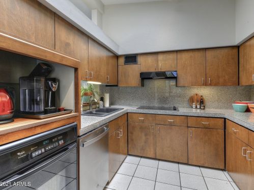 4615 43rd St, Phoenix AZ 85032-3323 exterior