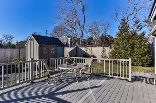 16 Joshuas Way, Chatham MA 02633-1565 exterior