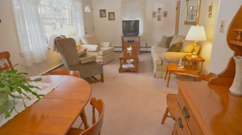 136 Randall St, Worcester MA 01606-2039 exterior