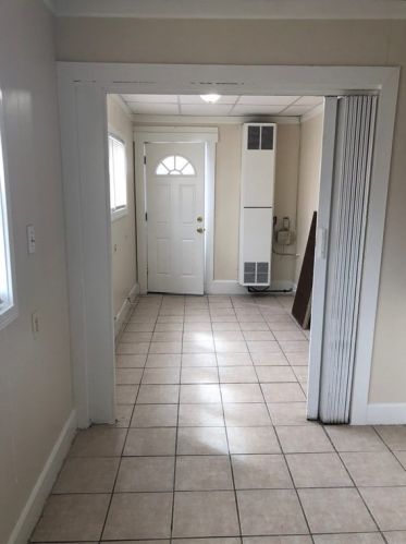 236 Haverhill St, Lawrence MA 01840-1406 exterior