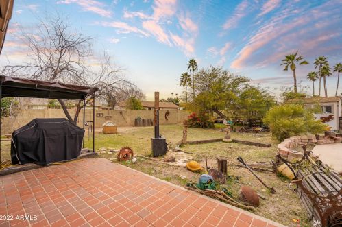 414 Behrend Dr, Phoenix AZ 85050-3992 exterior