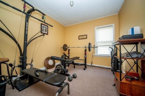 328 Broadway, Fall River MA 02724-2903 exterior