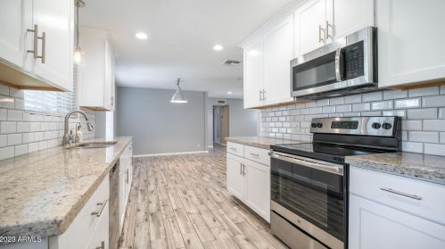 2018 47 Pl, Phoenix AZ 85008-3206 exterior