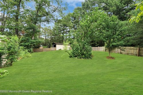 167 Ross Ln, Jackson Twp NJ 08527-4611 exterior