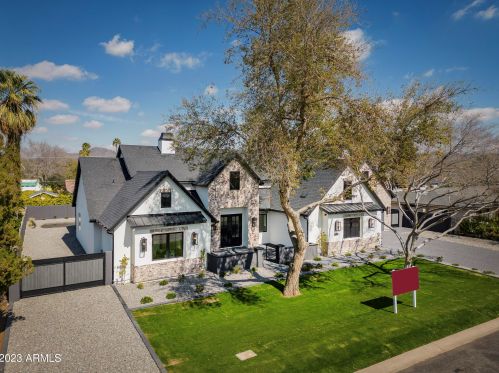 222 Belmont Ave, Phoenix AZ  85021-7229 exterior