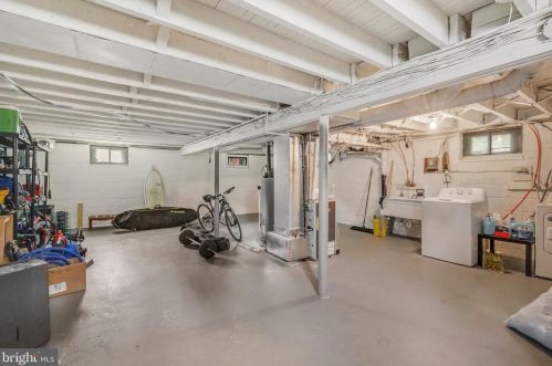 703 Washington Ave, West Deptford NJ 08096-1035 exterior