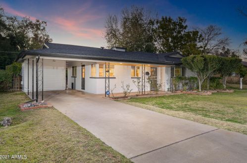 3842 50th Pl, Phoenix, AZ 85018-6113