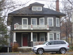 25 Washington Park, Newton, MA 02460-1915