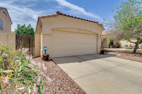 2101 Carol Ann Way, Phoenix, AZ 85023-4365