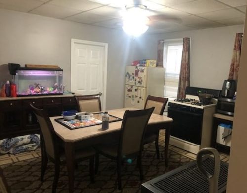 207 Rodman St, Fall River MA 02721-6825 exterior