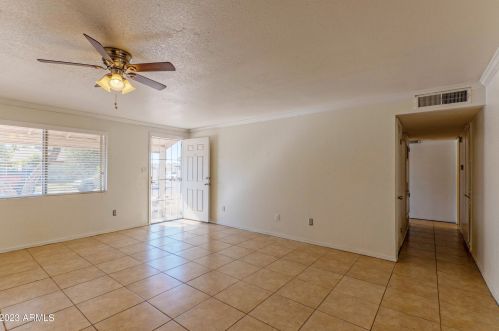3820 Captain Dreyfus Ave, Phoenix, AZ 85032-6672