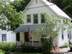 24 Chandler Pl, Newton, MA 02464-1402