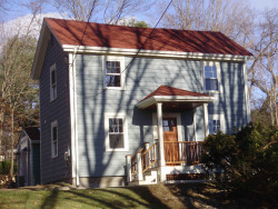 297 River St, Newton, MA 02465-1437