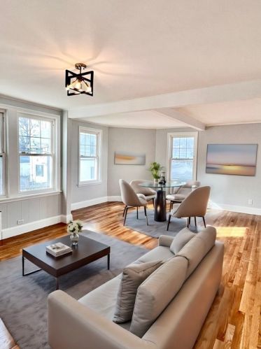 48 Town Hill St, Quincy, MA 02169-6430