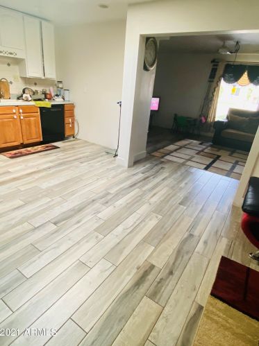 4109 Catalina Dr, Phoenix AZ 85031-3841 exterior