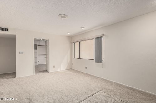 11420 Ahwatukee Dr, Phoenix AZ 85044-3102 exterior