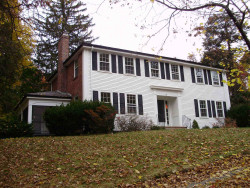 54 Kirkstall Rd, Newton, MA 02460-2218