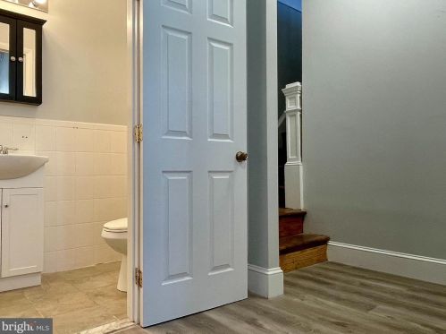 1815 20 St, Philadelphia PA 19145-2048 exterior