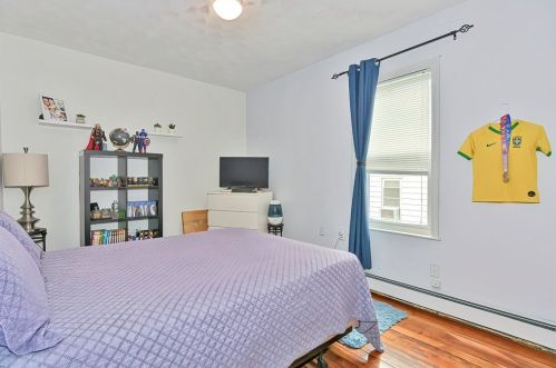 177 Fairmont Ave, Worcester MA 01604-4761 exterior