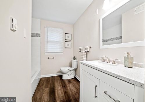 21 Williams Ave, West Deptford NJ  08096-5596 exterior