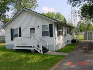 2800 Longview Ave, Saginaw MI  48601-7600 exterior