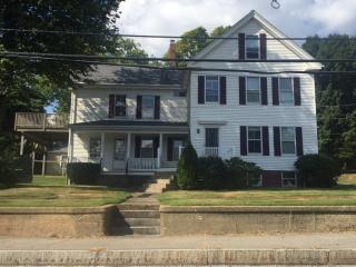 16 Boston Rd, Southborough MA  01772-1618 exterior