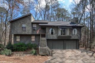 5092 Ravenwood Dr, Marietta GA  30066-1334 exterior