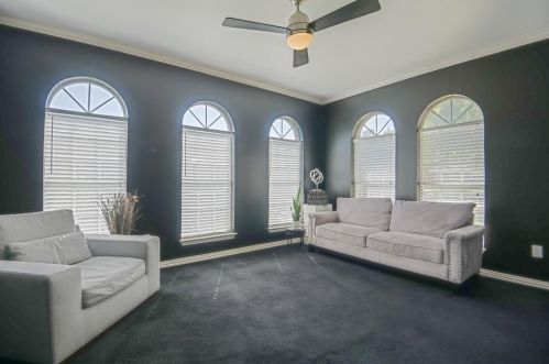 6516 Coral Ln, Garland TX 75048-3386 exterior