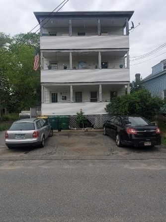 27 Webster St, Winchendon, MA 01475-1435