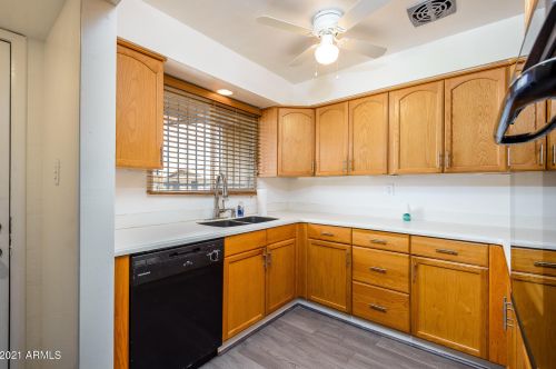 4810 71st Ln, Phoenix, AZ 85033-1415