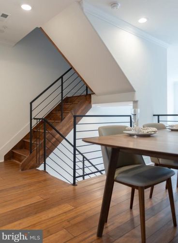 1813 6 St, Philadelphia PA 19140-4528 exterior