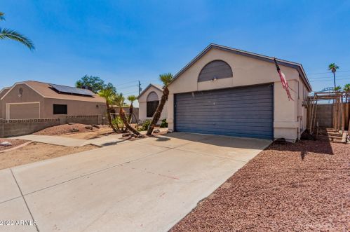 18824 6th Dr, Phoenix, AZ 85027-5622