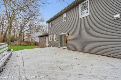 722 Green Valley Rd, Jackson Twp NJ  08527-2942 exterior