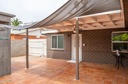 1826 43rd St, Phoenix AZ 85050-8770 exterior