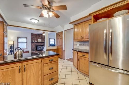 4 Pheasant Ln, Milford NJ  08848-1554 exterior