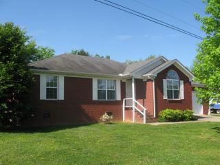 10 Melody Ln, Fayetteville, TN 37334-6701