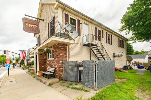 505 Washington St, Canton MA 02021-3650 exterior