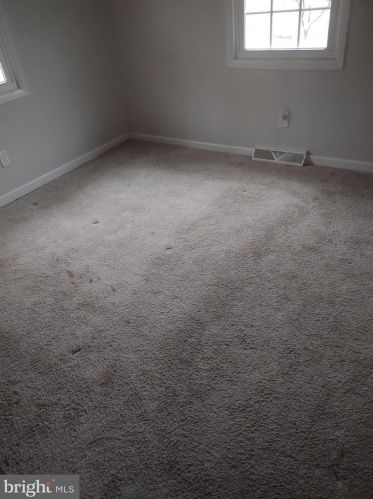 1066 Sand Mine Rd, Berkeley Springs WV  25411-4555 exterior