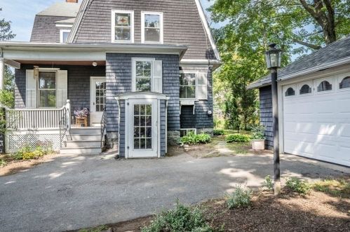 193 Broadway, Taunton MA 02780-1811 exterior