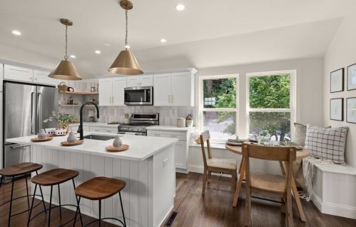 76 Chester Ave, Dedham MA  02026-6514 exterior